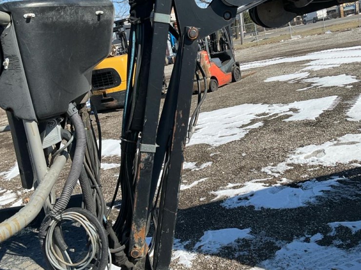 #1250-•-2016-niftylift-sd64d-articulating-boom-lift-image-18