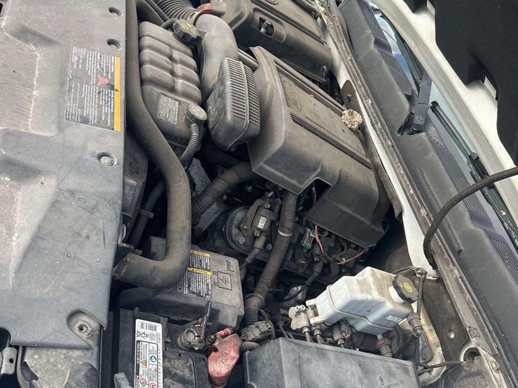 2012-chevrolet-silverado-1500-hybrid-image-8