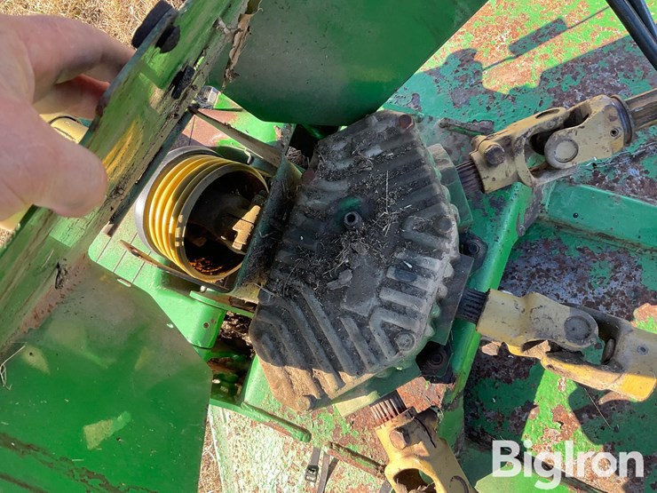 john-deere-15-image-15