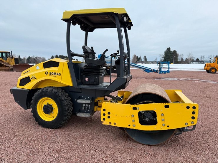 bomag-bw145dh-5-image-3