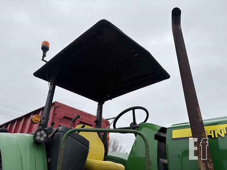 2005-john-deere-7220-image-9