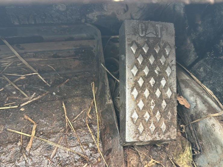 2013-caterpillar-279c-image-43