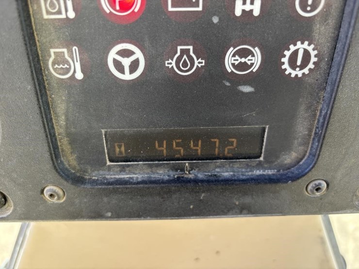 caterpillar-143h-image-80