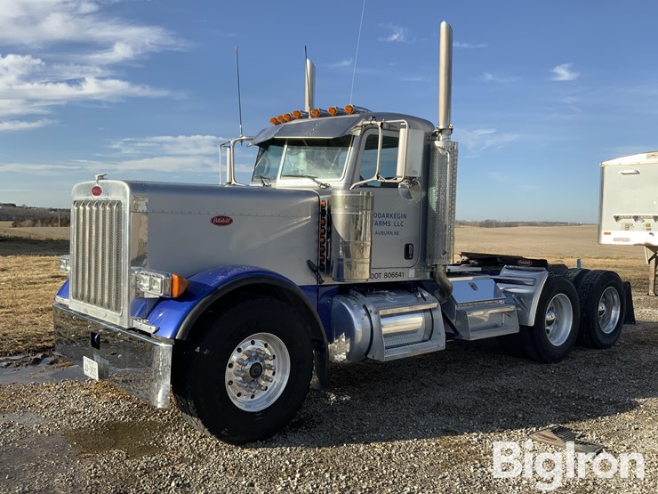 2007-peterbilt-379-image-9