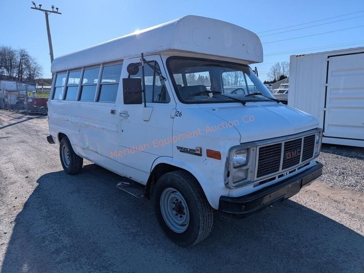 1986-gmc-3500-image-3