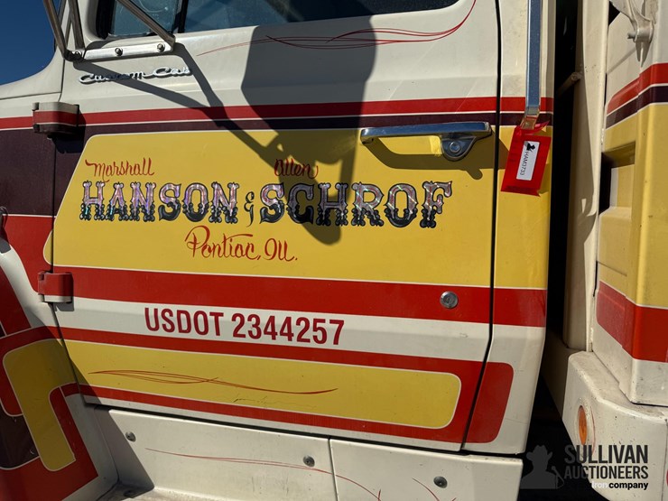 1978-ford-ln800-image-16