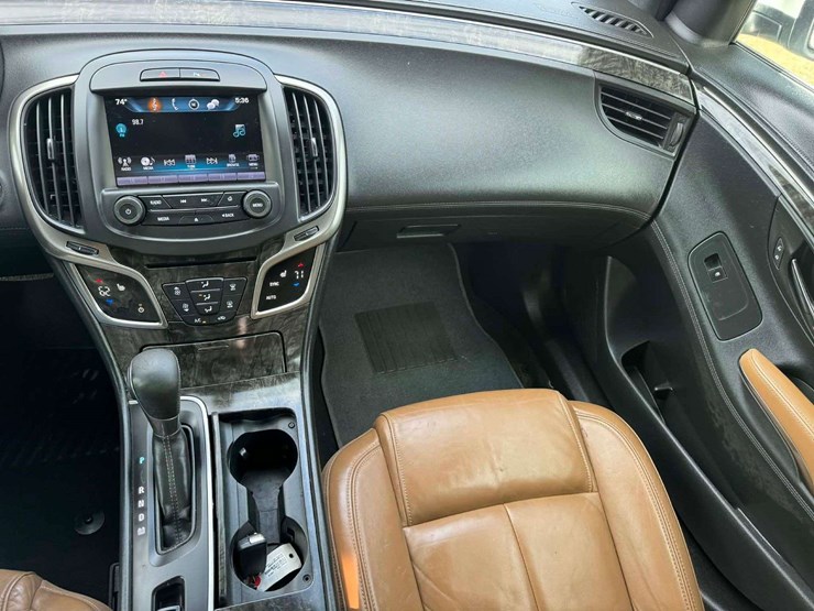 2016-buick-lacrosse-leather-fwd-4d-sedan-3.6-6cyl.-gasoline-(137,344-miles)-image-20