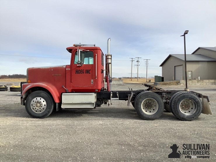 1990-international-f9370-image-8