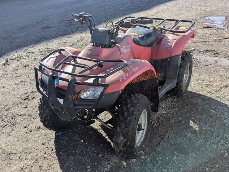 2016-honda-trx250tm-image-1