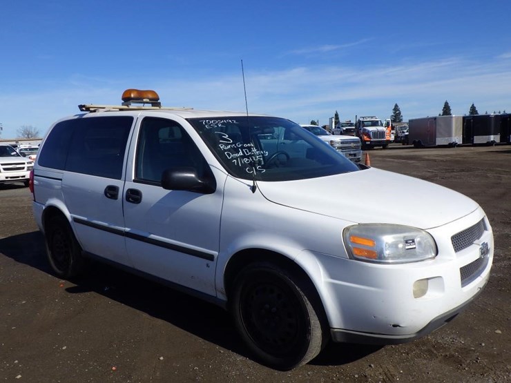 2008-chevrolet-uplander-image-2