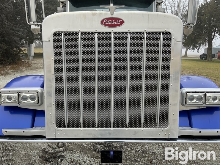2007-peterbilt-379-image-13