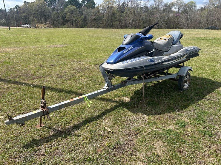 2001-sea-doo-gtx-jet-ski-image-1