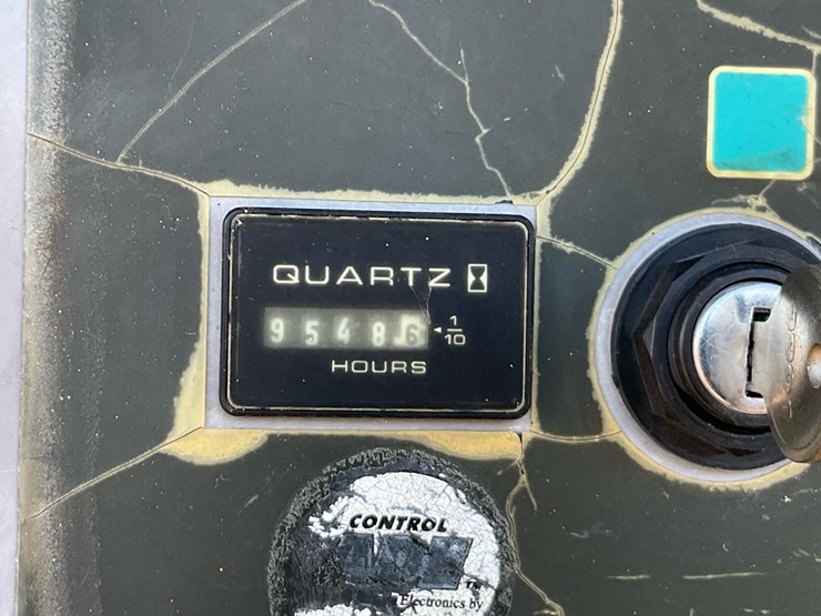 2004-jlg-600s-image-34