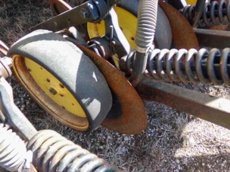 john-deere-750-image-3