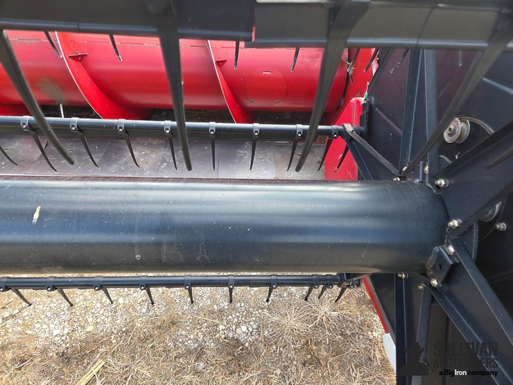 2011-case-ih-3020-image-17