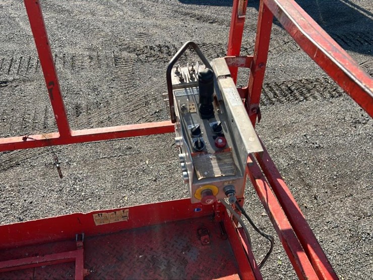 2008-skyjack-sj8850rt-image-37