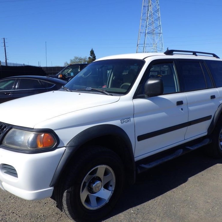 2003 MITSUBISHI MONTERO