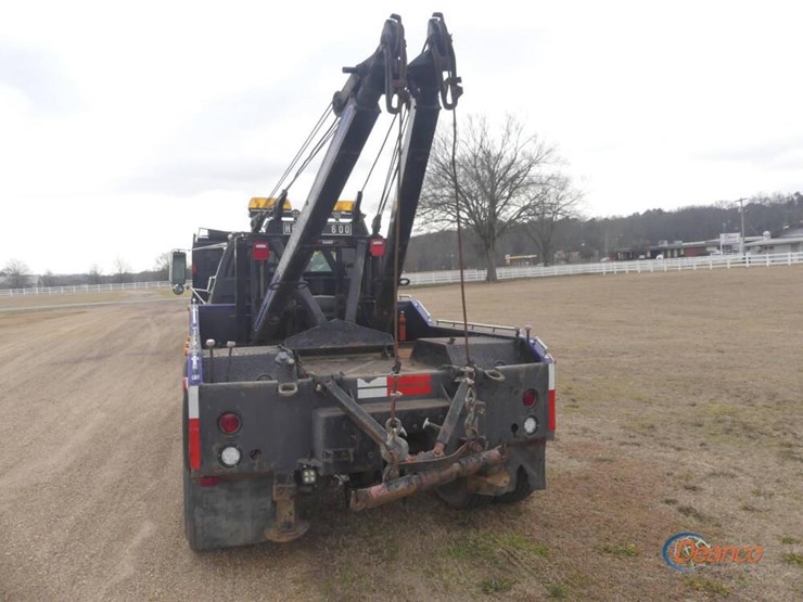 chevy-wrecker,-s/n-c17db9v113465:-s/a,-gas-eng.,-5-sp.,-holmes-600-wrecker,-52k-mi.-image-4