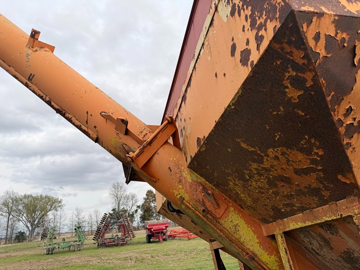 #41026-•-dennis-grain-cart-image-13