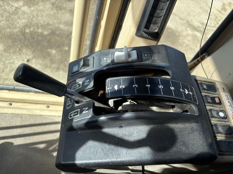 caterpillar-143h-image-46