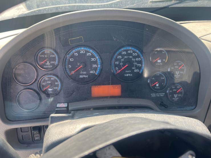 2015-international-4300-image-35