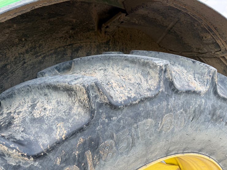 2017-john-deere-6120m-image-4