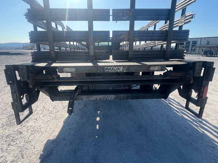 2015-international-4300-image-18