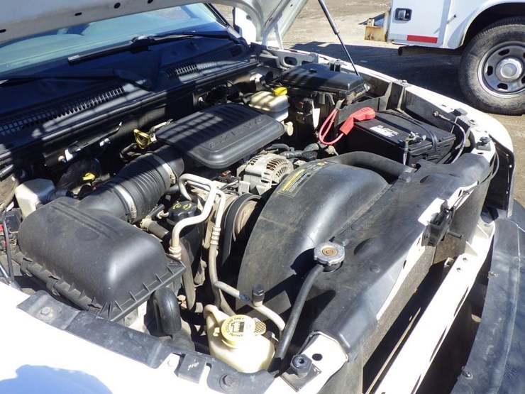 2005-dodge-dakota-image-9