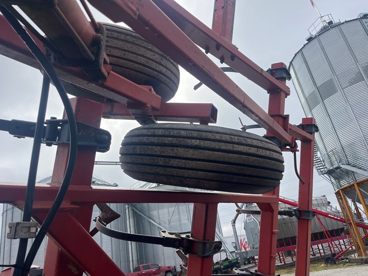 case-ih-4300-image-19