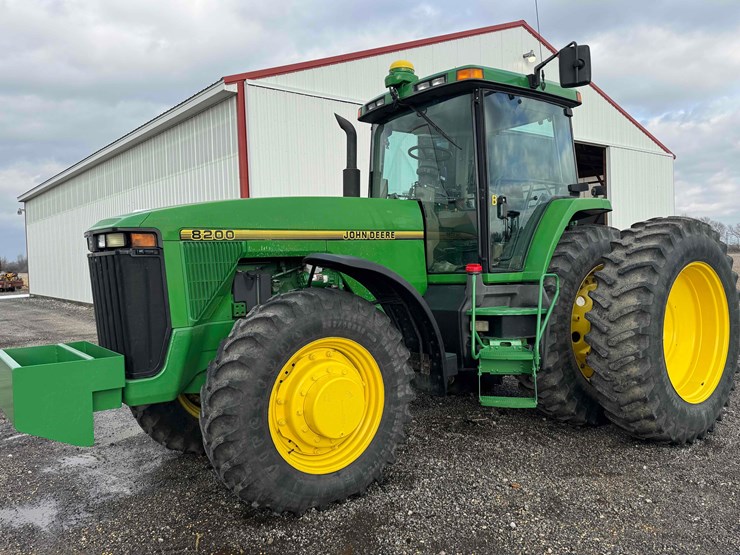 1995-john-deere-8200-image-6