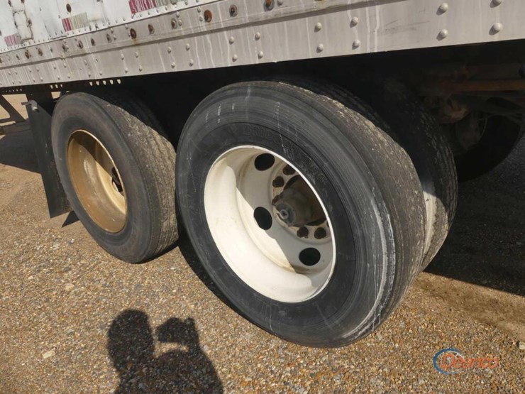 2006-strick-trailer-image-2