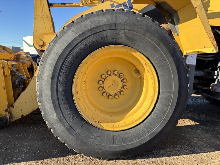 2007-komatsu-wa200-5-image-20