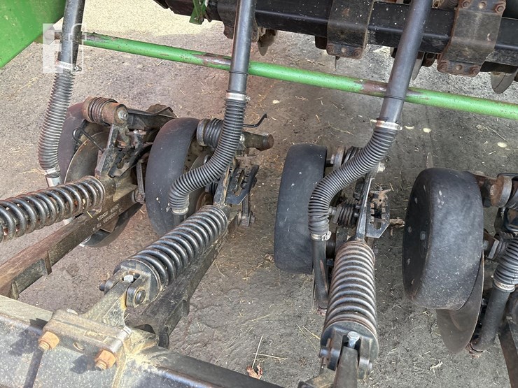 john-deere-1560-image-6