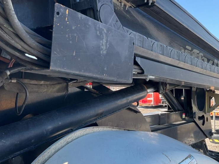 #1250-•-2016-niftylift-sd64d-articulating-boom-lift-image-79