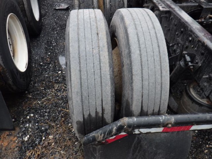 2018-international-prostar-image-13