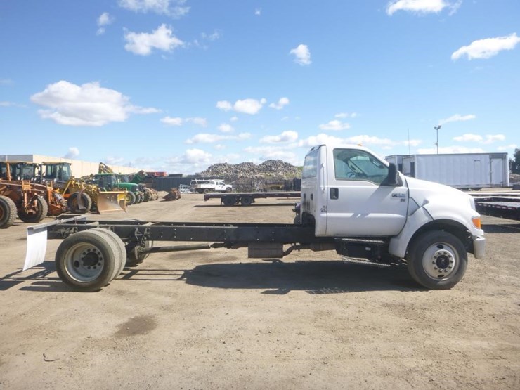 2015-ford-f650-image-7