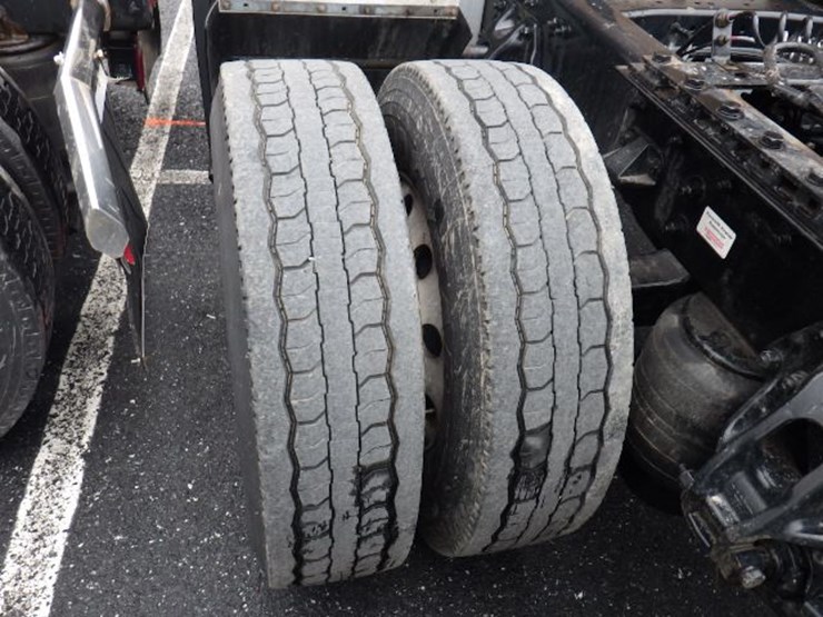 2024-kenworth-t680-image-15