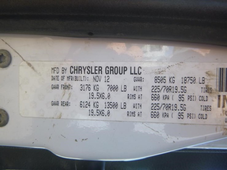 2012-dodge-ram-5500-image-23