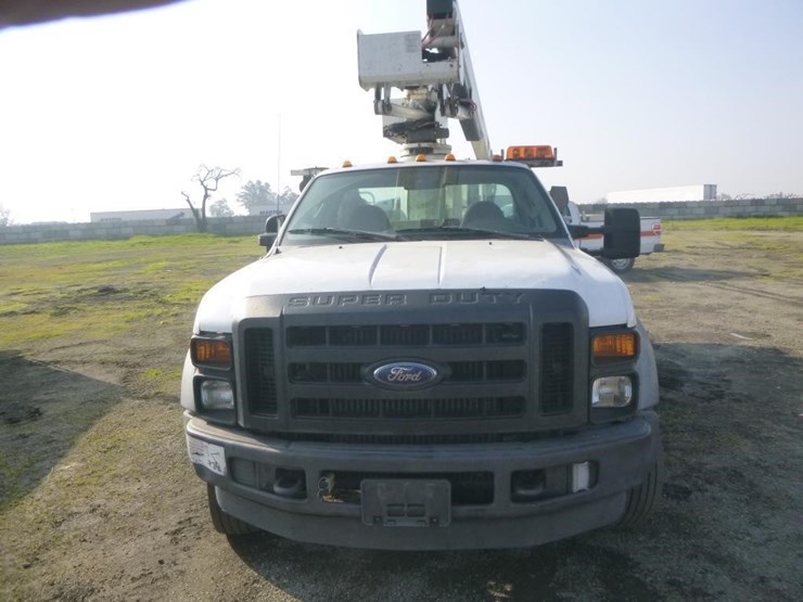 2010-ford-f550-image-7