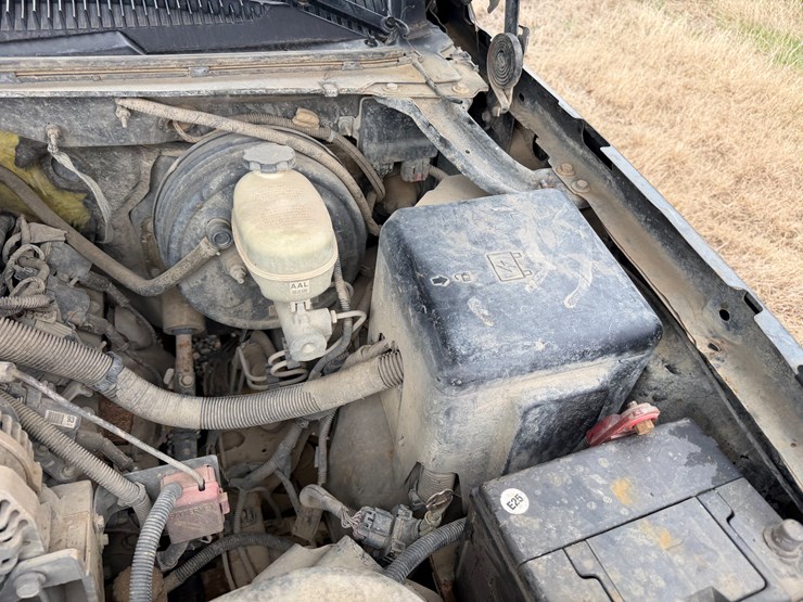 2005-chevrolet-silverado-1500-image-35