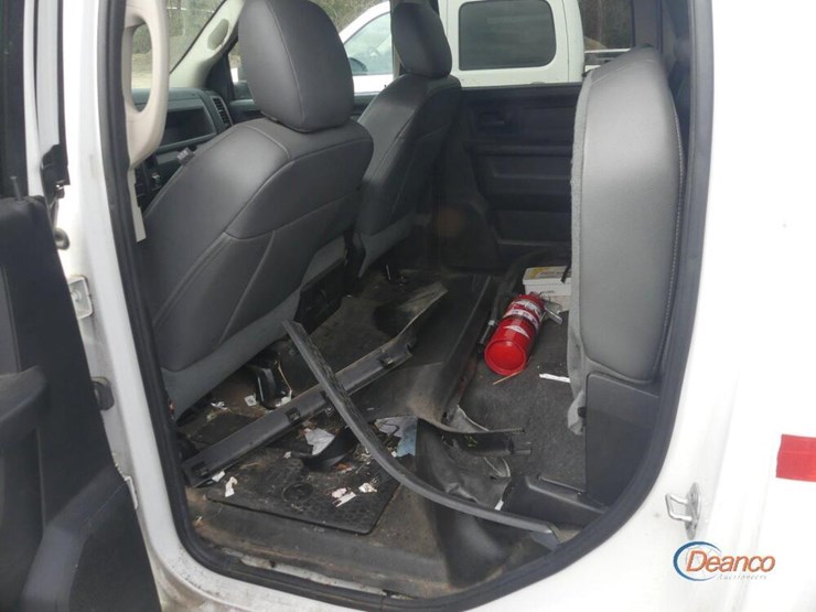 2015-dodge-ram-1500-image-8