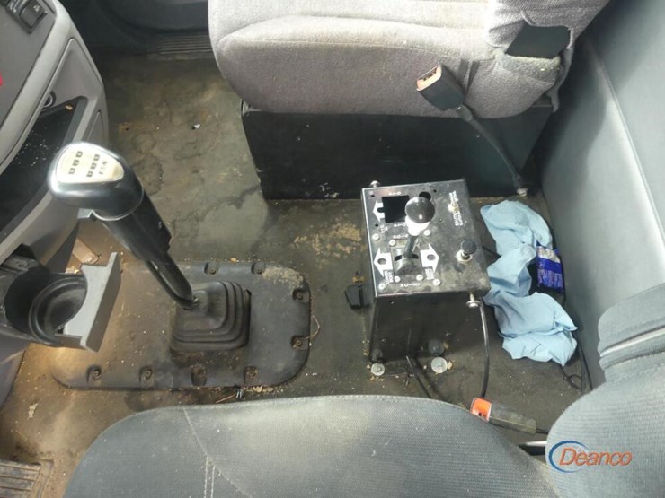 2016-peterbilt-579-image-20