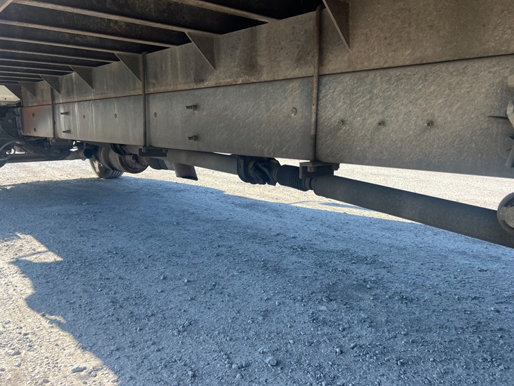 2015-international-4300-image-13