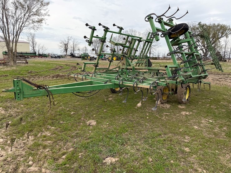 john-deere-960-image-1