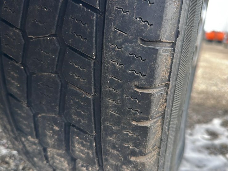 2008-gmc-3500-image-18