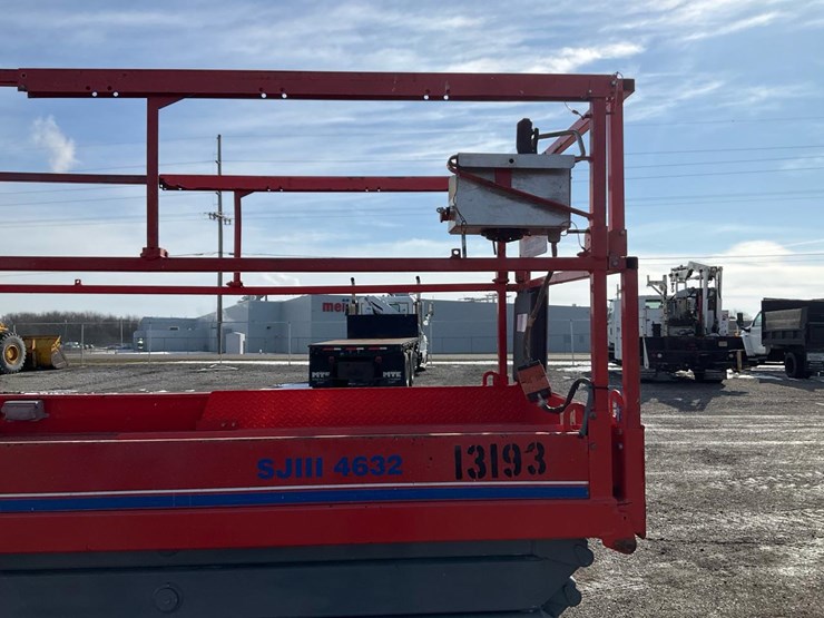 2006-skyjack-sjiii4632-image-37