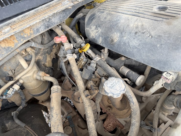 2005-chevrolet-silverado-1500-image-38