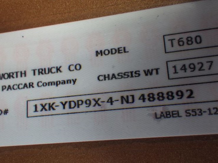 2022-kenworth-t680-image-18