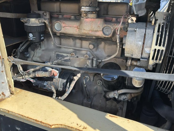 john-deere-4039-image-29