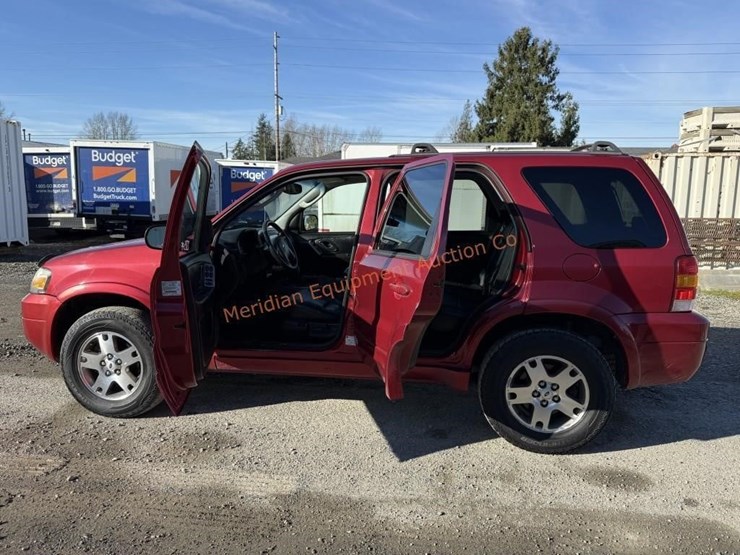 2005-ford-escape-image-22